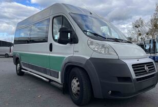 الميكروباصات لنقل الركاب FIAT Ducato