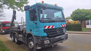 شاحنة نقل المخلفات Mercedes-Benz 2641
