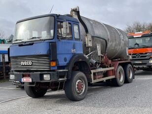 شاحنة الصهريج IVECO Magirus 330-36HW