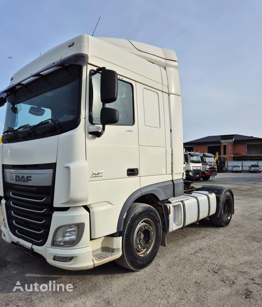 السيارات القاطرة DAF XF 106 460